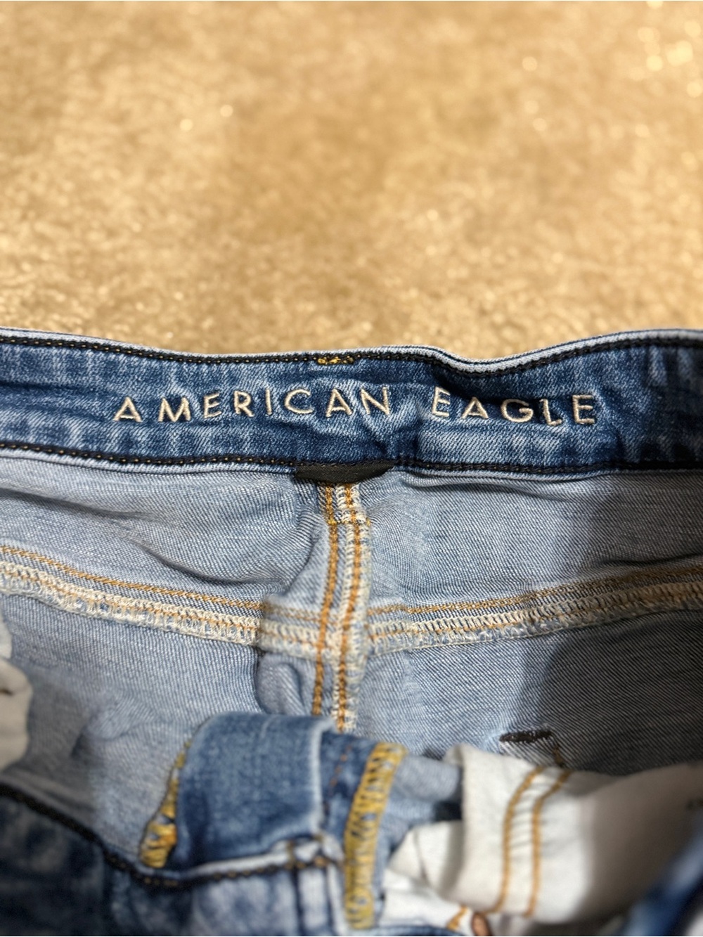 American Eagle Light Wash Straight Leg Jeans - Blue - Picture 3 of 6